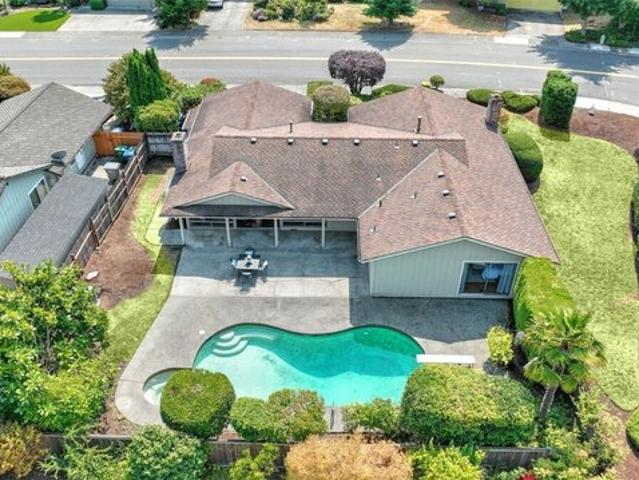 House for sale in Renton, Washington