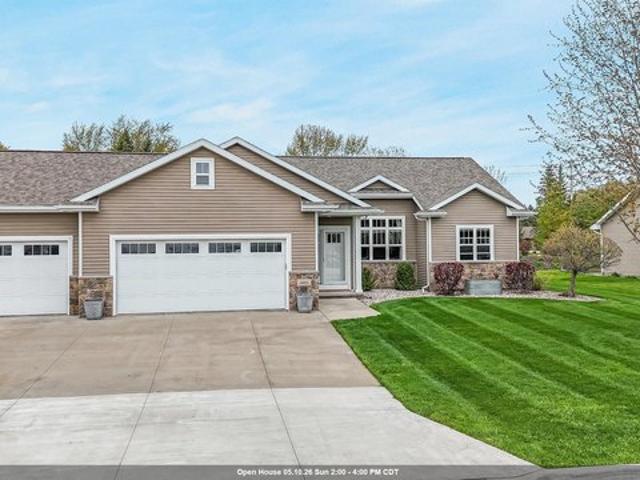 House for sale in Neenah, Wisconsin
