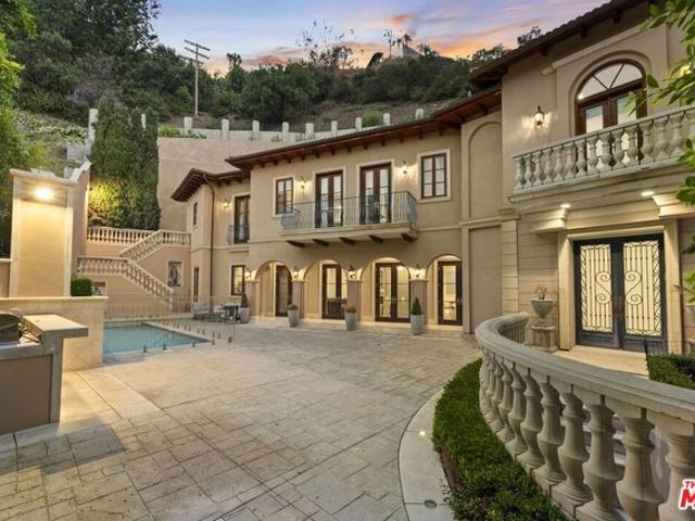House for sale in Beverly Hills, Los Angeles County