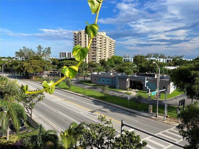 Condo for sale in North Miami, Florida