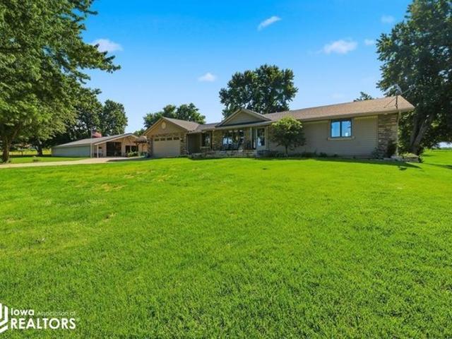 House for sale in Altoona, Iowa