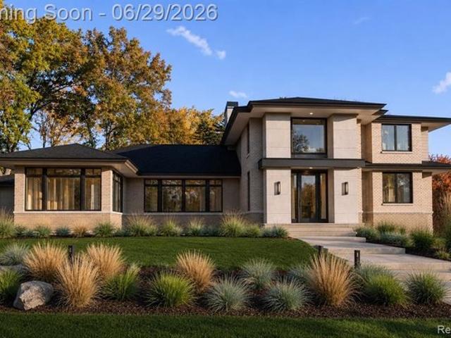 House for sale in Bloomfield Hills, Michigan