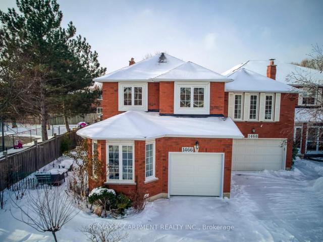 Townhouse for sale in Woburn, Ontario