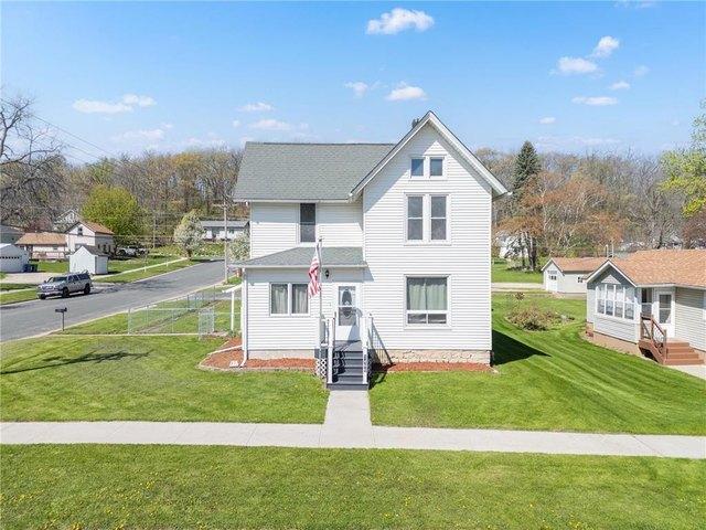House for sale in Winona, Minnesota
