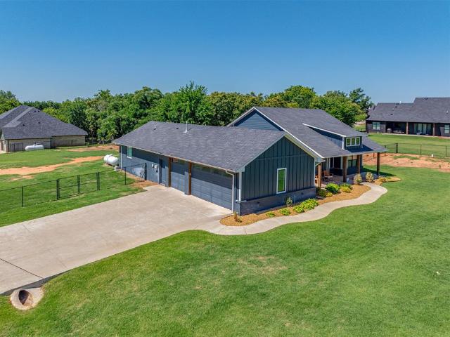 House for sale in Piedmont, Oklahoma
