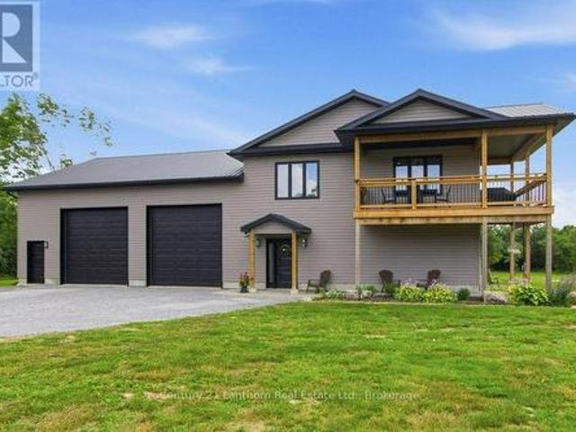 House for sale in Ontario