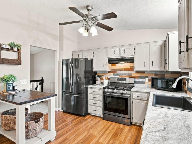 House for sale in Ravenwood, Waconia
