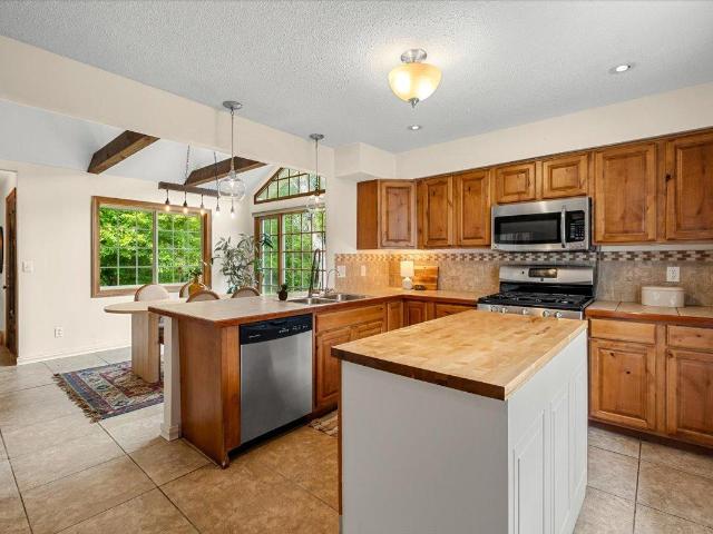 House for sale in Hugo, Minnesota