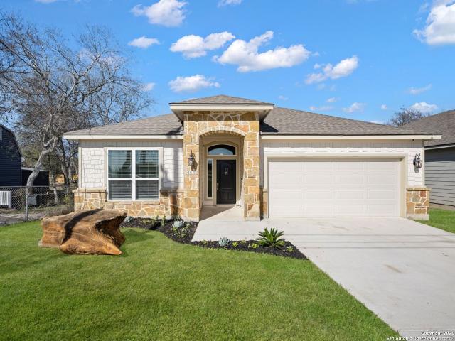 Property for sale in Lytle, Texas
