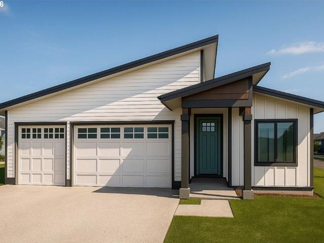 House for sale in Sandy, Clackamas County