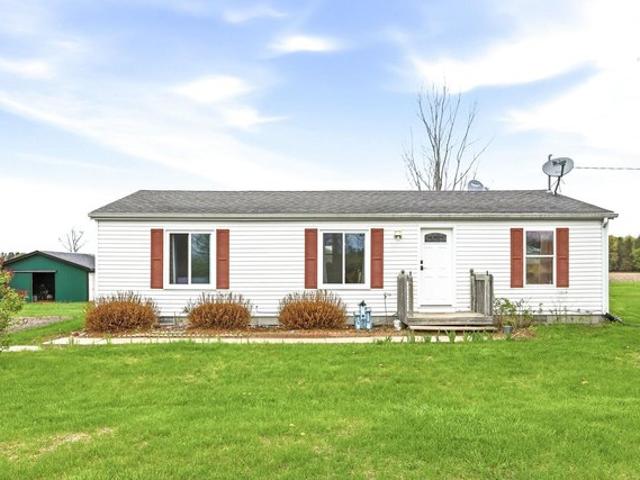 House for sale in Chesaning, Michigan
