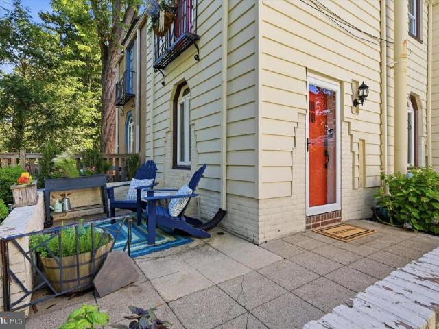 Townhouse for sale in Ardmore, Pennsylvania