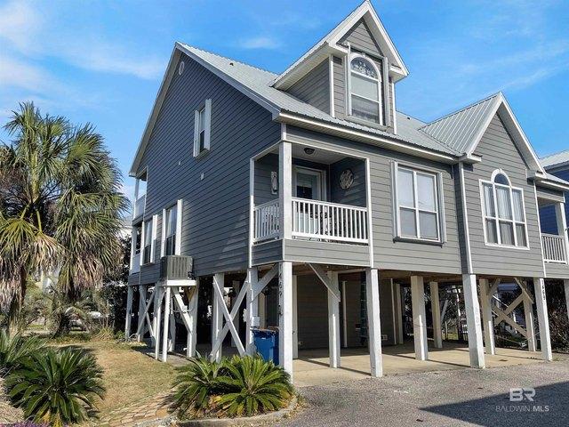 House for sale in Gulf Shores, Alabama