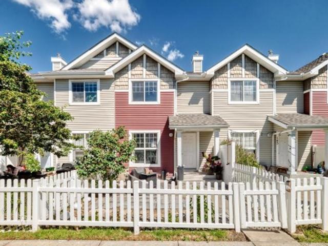 Townhouse for sale in Wedgewood, Alberta