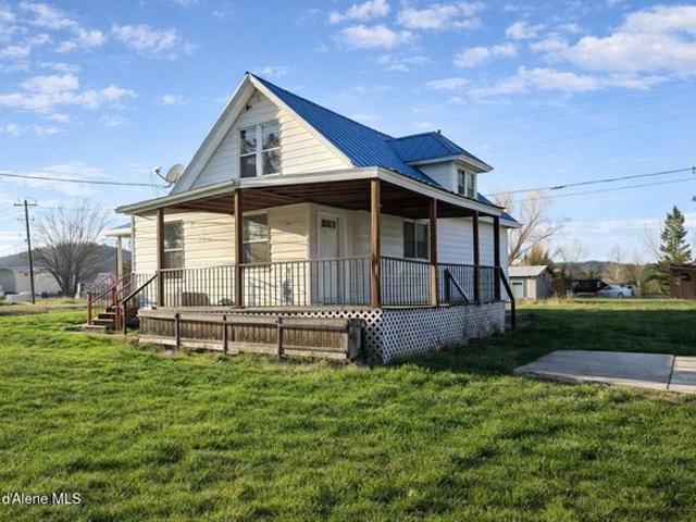 House for sale in Plummer, Idaho