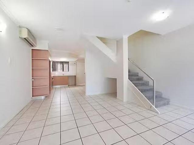 House for rent in North Ward, Queensland