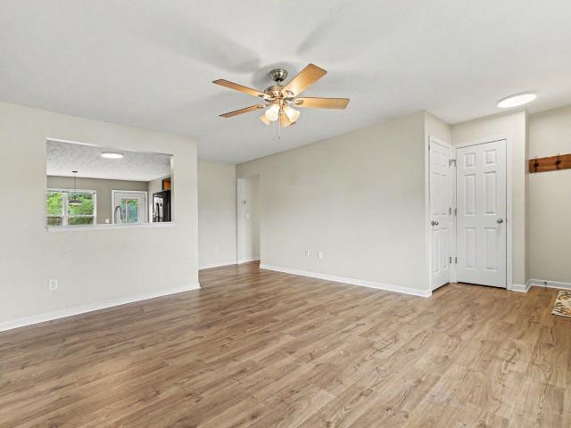 House for sale in Williamstown, Kentucky