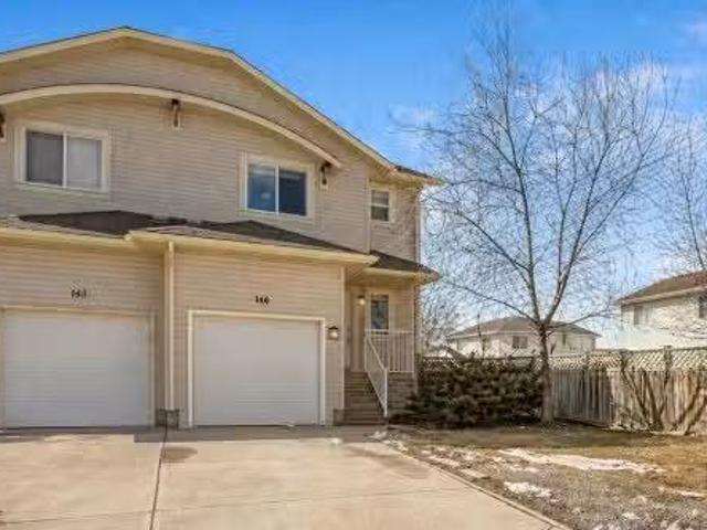 House for sale in Strathmore, Alberta