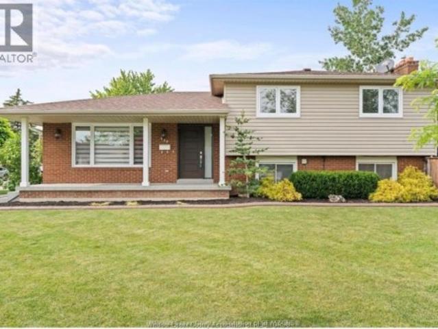 House for sale in Amherstburg, Ontario