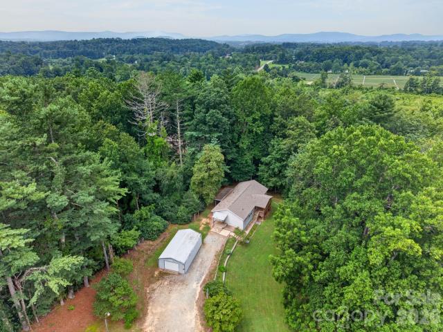 House for sale in Hendersonville, North Carolina