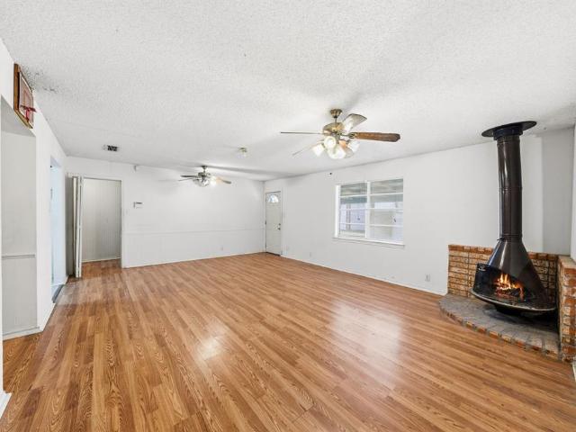 House for sale in Ellis, Texas