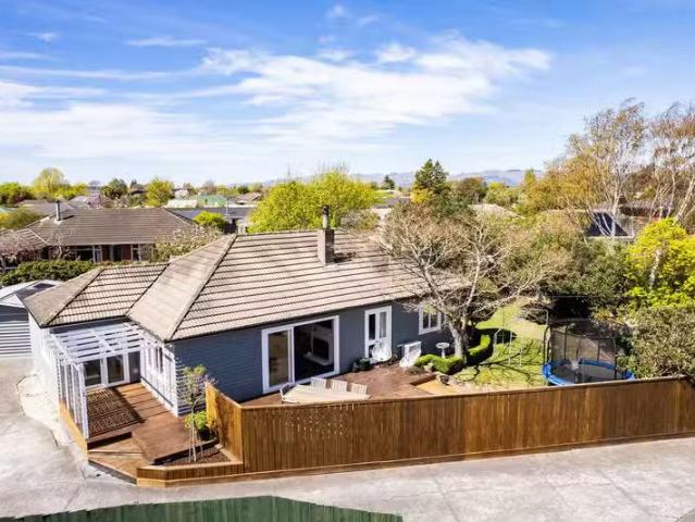 House for sale in Bryndwr, Fendalton-Waimari-Harewood Community