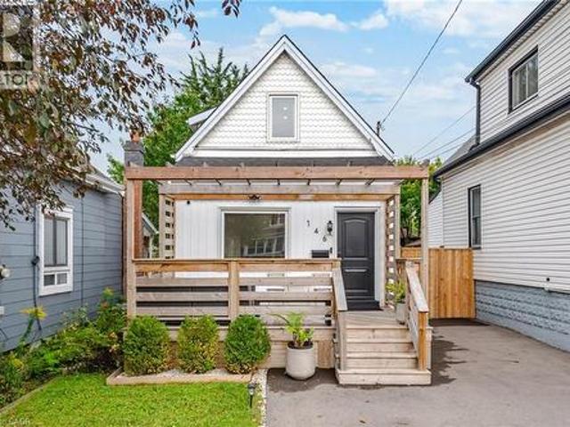 House for sale in Ancaster, Ontario