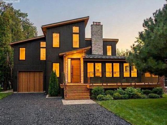 House for sale in The Blue Mountains, Southwestern Ontario