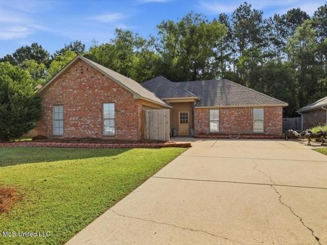 House for sale in Pearl, Mississippi