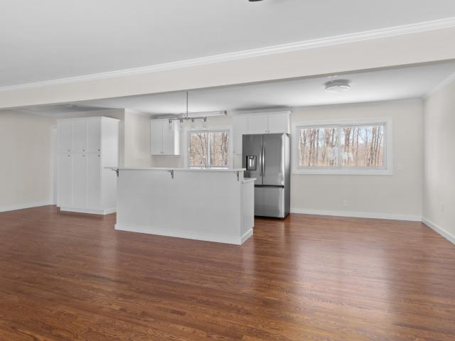 House for sale in Waverly