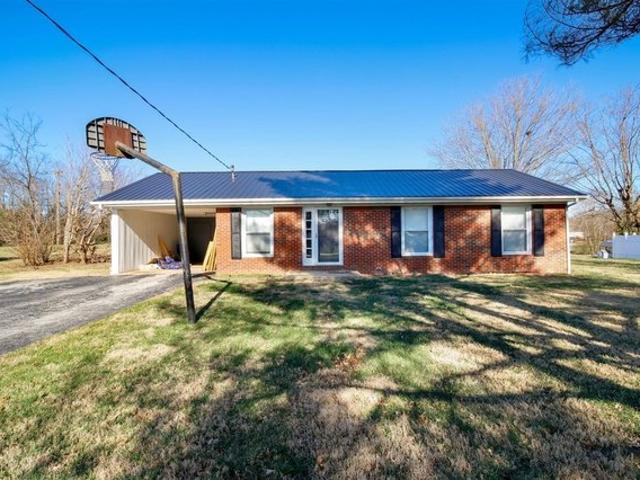 House for sale in Horse Cave, Kentucky