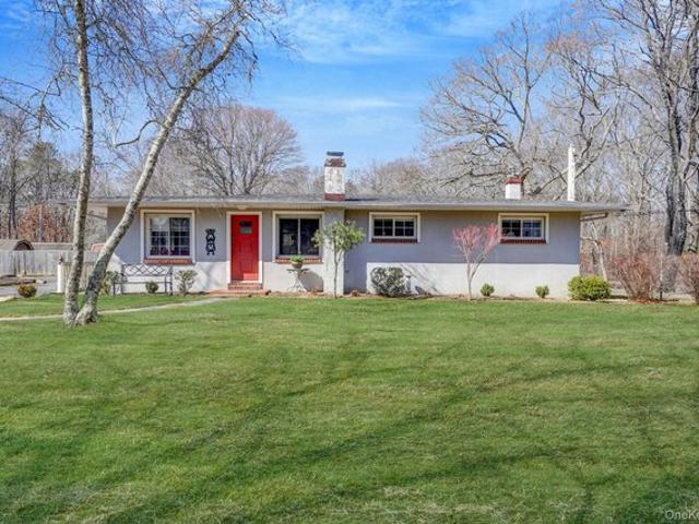 House for sale in Centereach, New York
