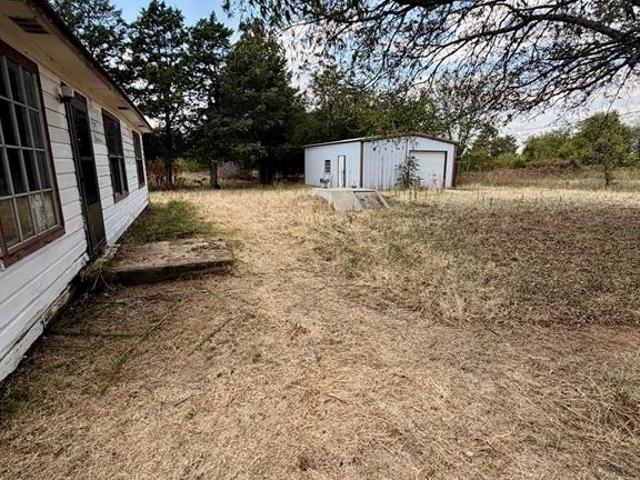 House for sale in Lone Grove, Carter County