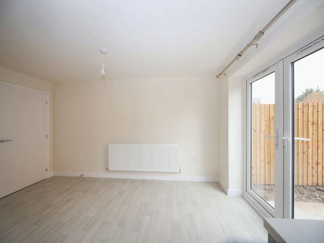 House for rent in Calderstones