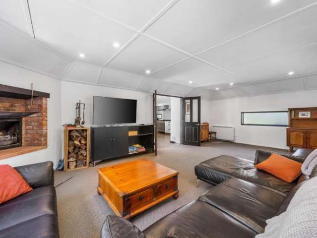 House for sale in Otakou