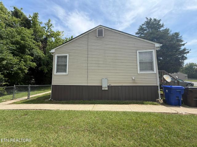 House for sale in Willow Brook-Lasalie, Oak Ridge