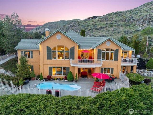 House for sale in Chelan, Washington