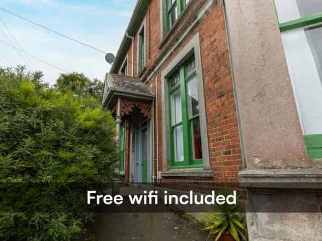House for rent in Otakou