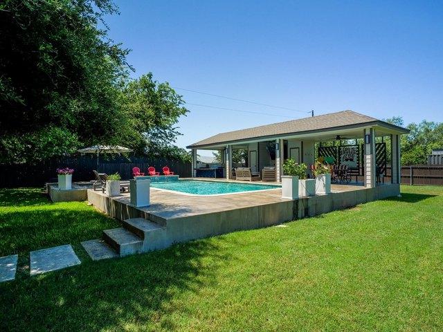 House for sale in Marble Falls, Texas