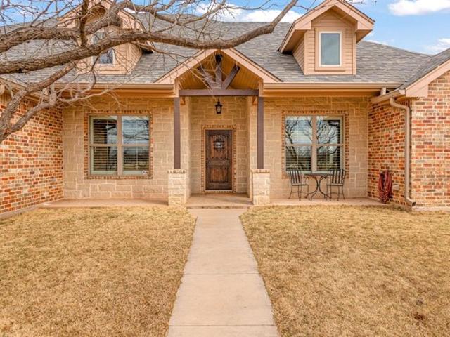 House for sale in Taylor, Texas