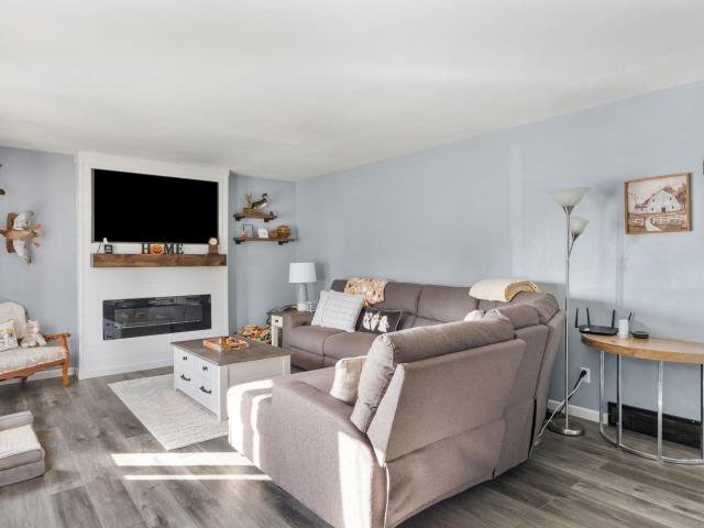 House for sale in Walcott, Scott County