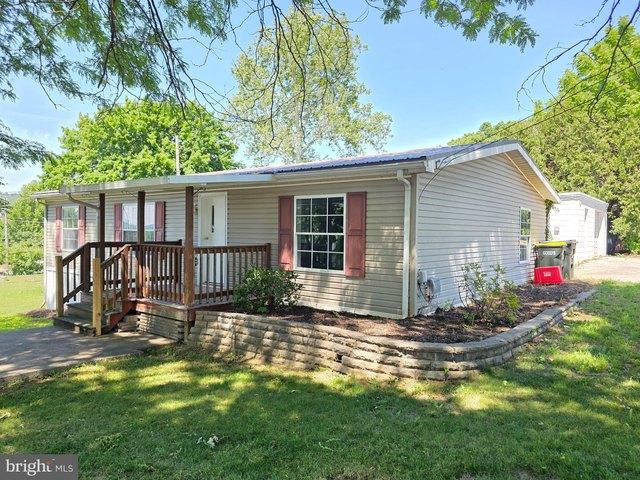 House for sale in Stevens, Pennsylvania