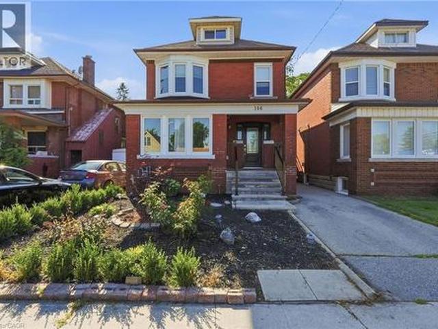 House for sale in Ancaster, Ontario