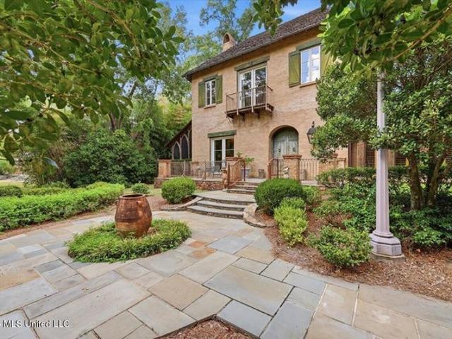 House for sale in Jackson, Mississippi