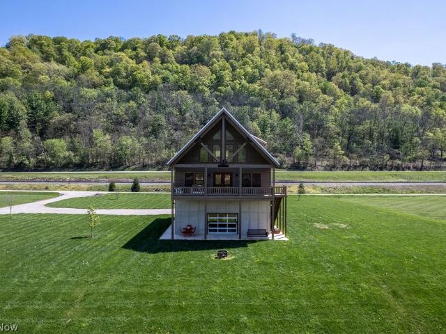 House for sale in Saint Marys, West Virginia