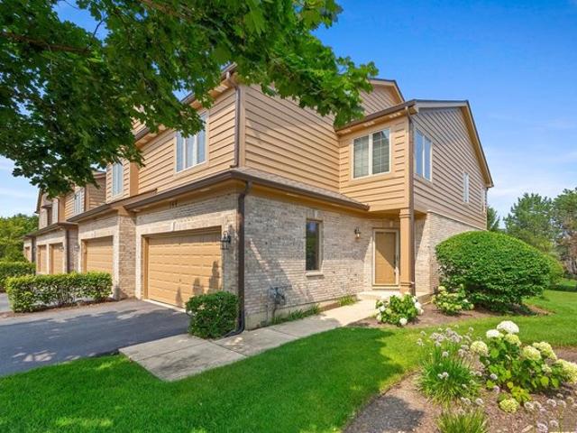 Townhouse for sale in Willow Springs, Illinois