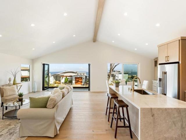 House for sale in Retreat, Monterey