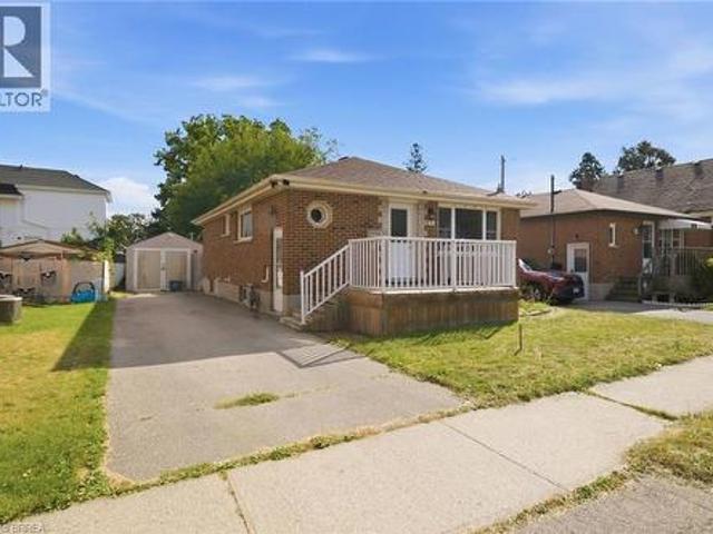 House for sale in Eagle Place, Brantford
