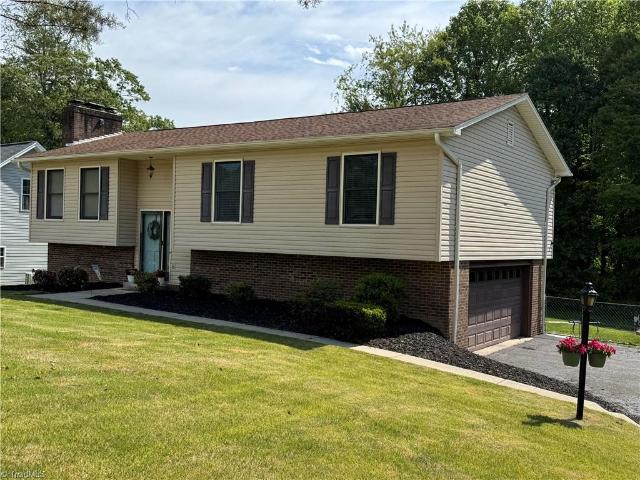 House for sale in Mount Airy, North Carolina