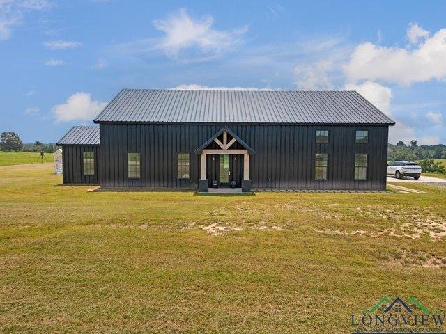 Farm for sale in Diana, Texas